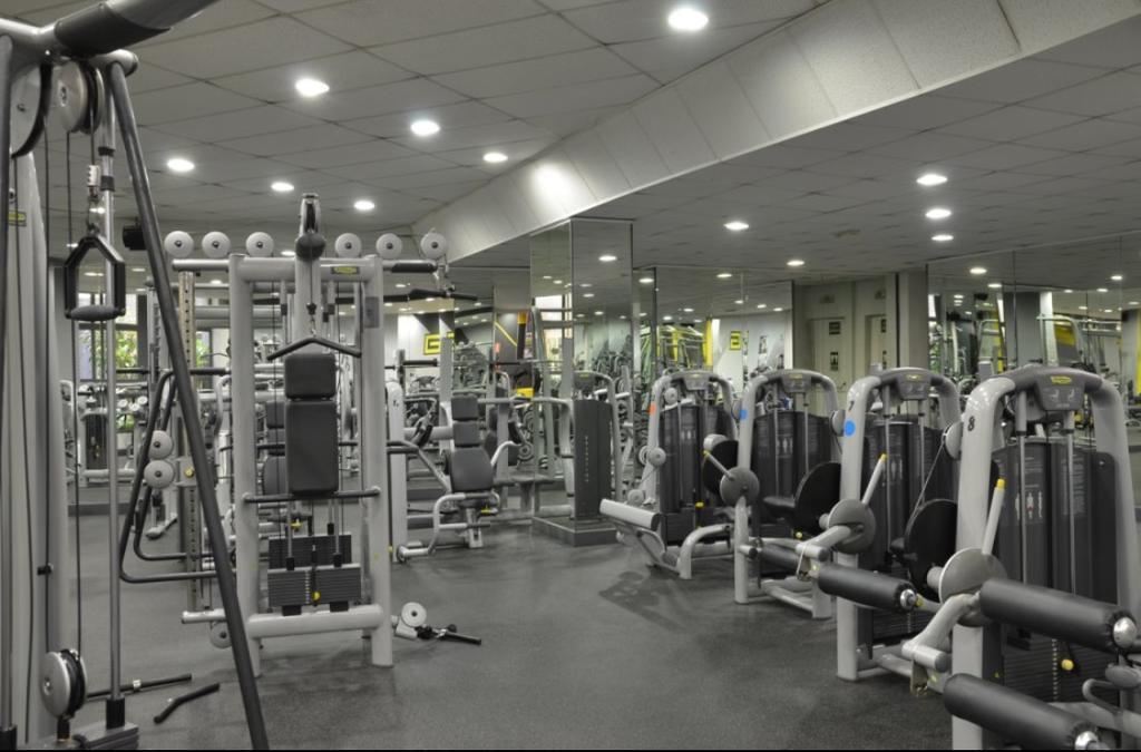 Benal Beach Apartment เบนัลมาเดนา ภายนอก รูปภาพ